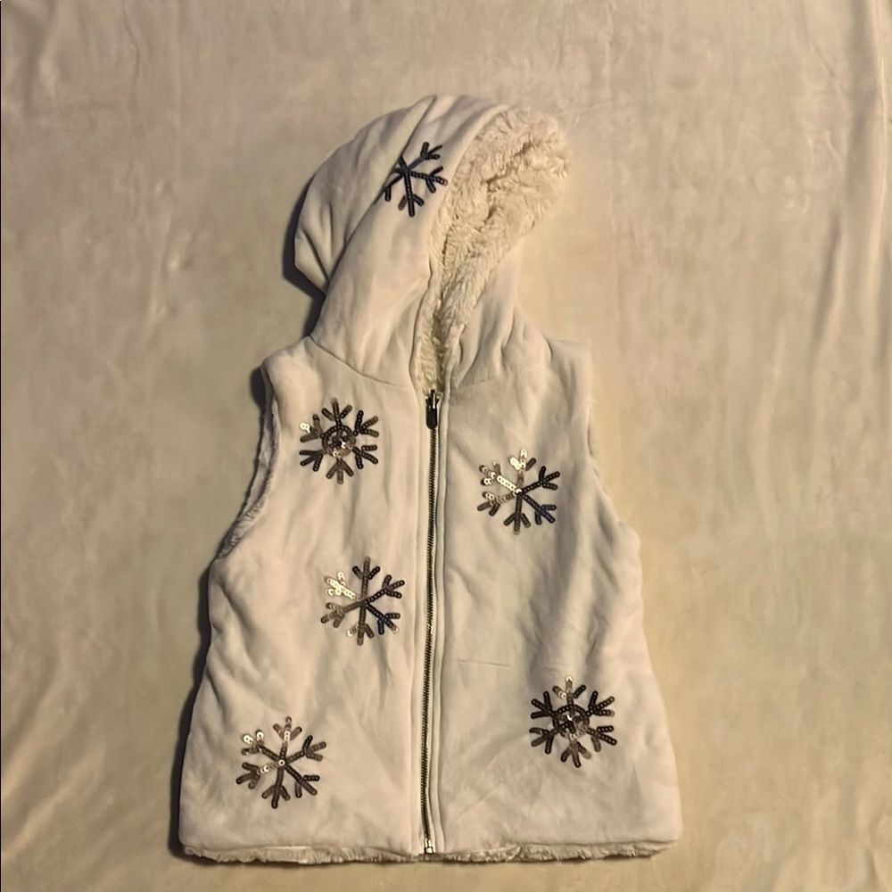 Source Unknown Cream and Silver Quilted Vest